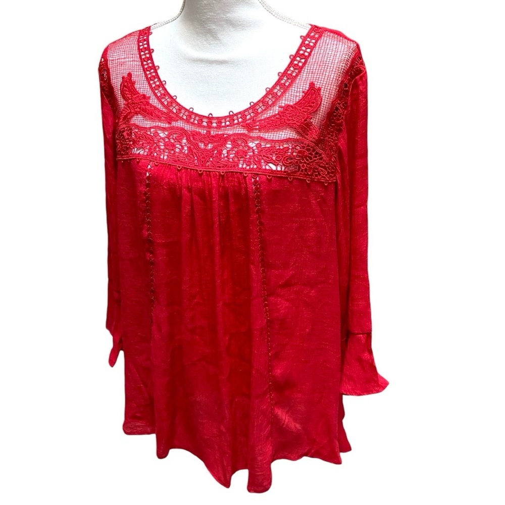 New Directions Coral Crochet Neck Flare Sleeve Tunic Top - Picture 2 of 5